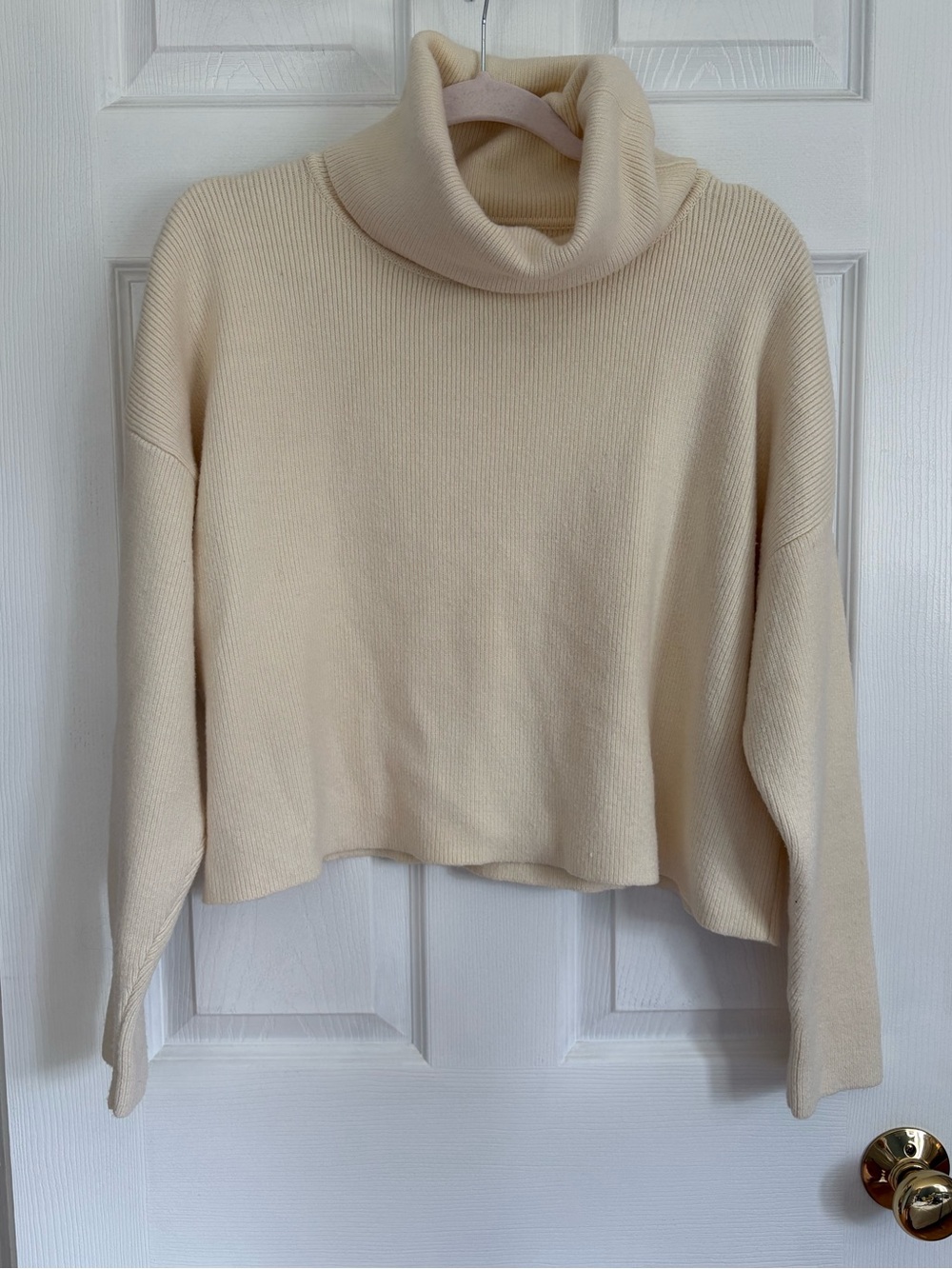 Lulu's | Cream Cropped Turtleneck Sweater